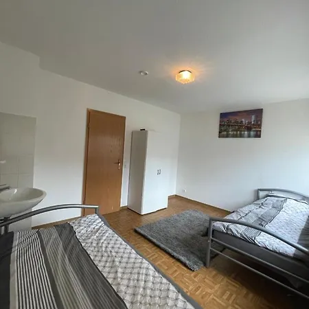 Kwatera prywatna 1 Fuer 2 Personen Ruhige Lage *